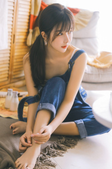 脱了老师内裤猛烈进入